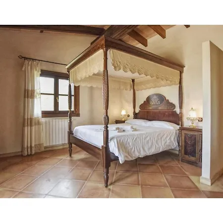 Amazing Mansion In With Swimming Pool Holiday home *