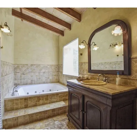 Amazing Mansion In With Swimming Pool * Petra (Mallorca)
