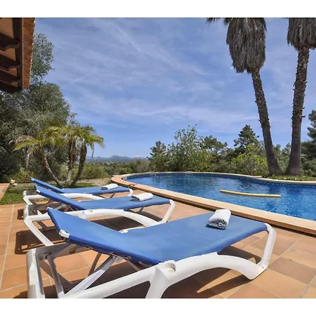 Dom wakacyjny Amazing Mansion In With Swimming Pool *